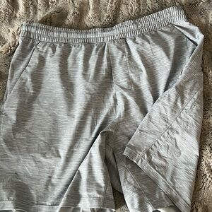 Lululemon pace breaker 5” shorts